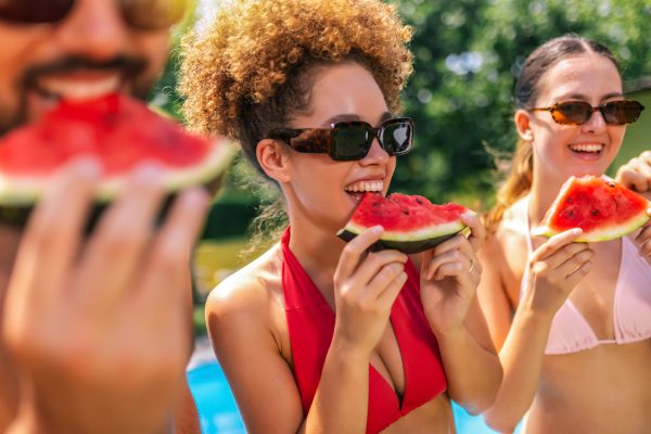 Homeowners enjoying cool indoor comfort during Georgia summer after resolving GeoComfort error codes and cooling issues.